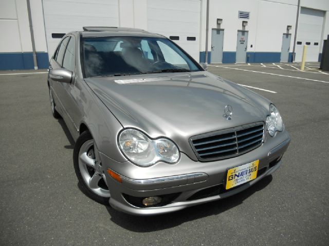 Mercedes-Benz C-Class 2005 photo 4