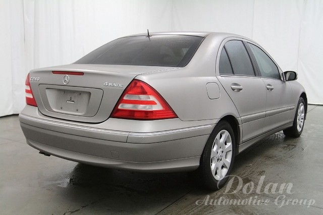 Mercedes-Benz C-Class 2005 photo 3