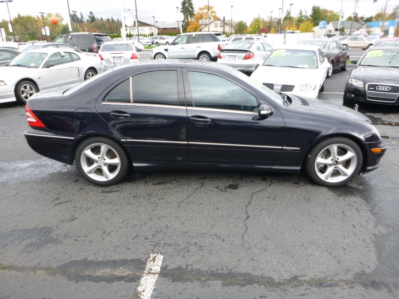 Mercedes-Benz C-Class 2005 photo 4