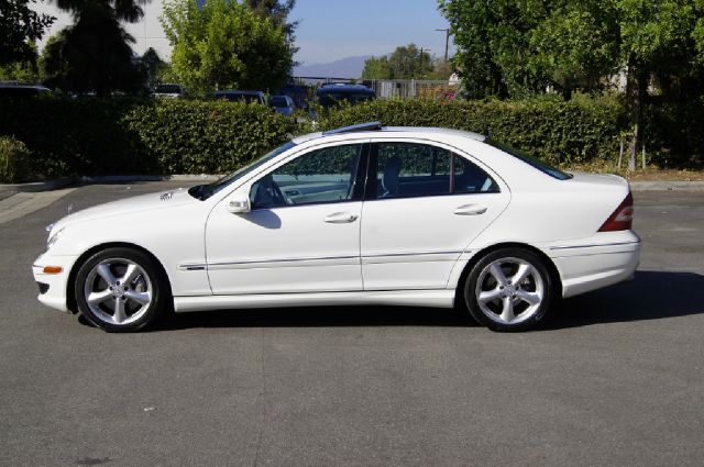 Mercedes-Benz C-Class 5DR 4WD CREW CA Sedan