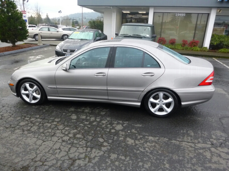 Mercedes-Benz C-Class 2005 photo 1