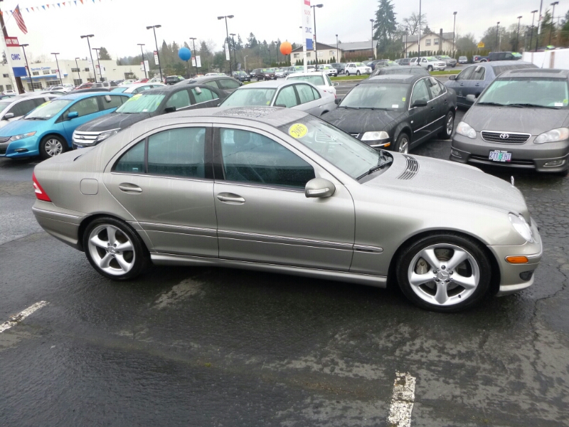 Mercedes-Benz C-Class 2005 photo 4