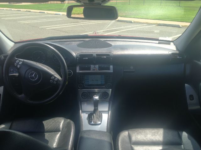 Mercedes-Benz C-Class 2005 photo 4