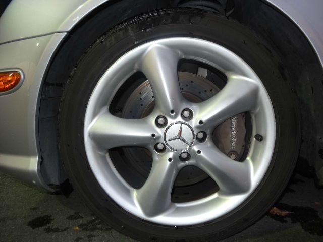 Mercedes-Benz C-Class 5DR 4WD CREW CA Sedan