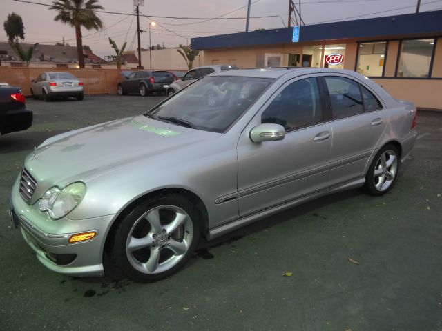 Mercedes-Benz C-Class 2005 photo 4