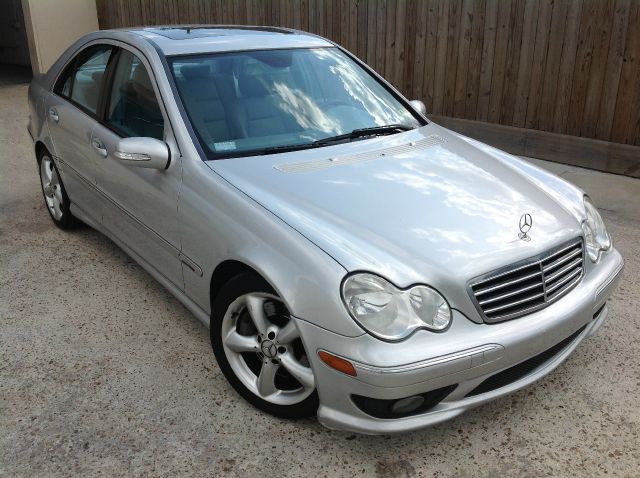 Mercedes-Benz C-Class 2005 photo 11