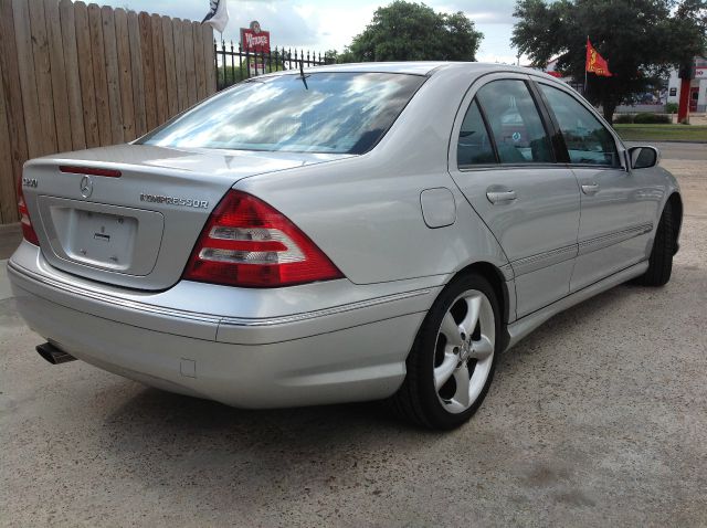 Mercedes-Benz C-Class 2005 photo 5