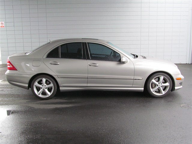 Mercedes-Benz C-Class 2005 photo 5