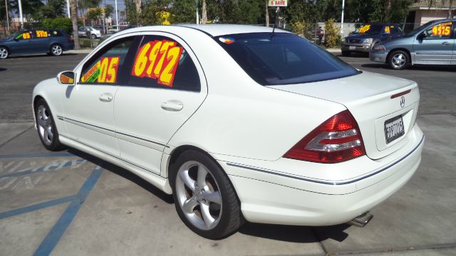 Mercedes-Benz C-Class Rubicon4x4 Sedan