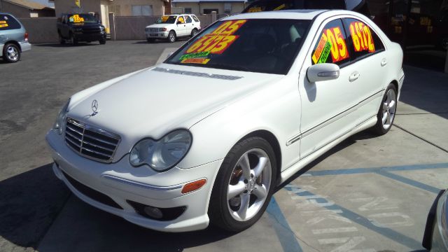 Mercedes-Benz C-Class 2005 photo 3