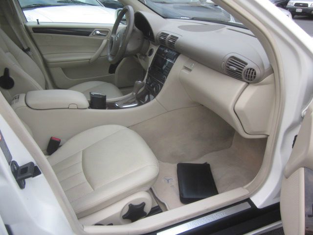 Mercedes-Benz C-Class 2005 photo 1