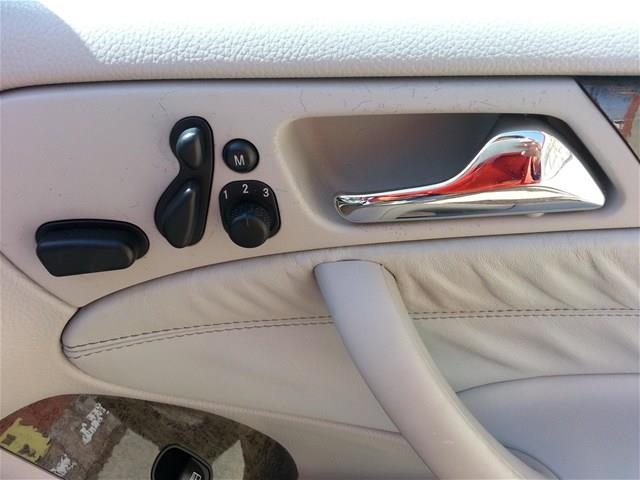 Mercedes-Benz C-Class 2005 photo 16