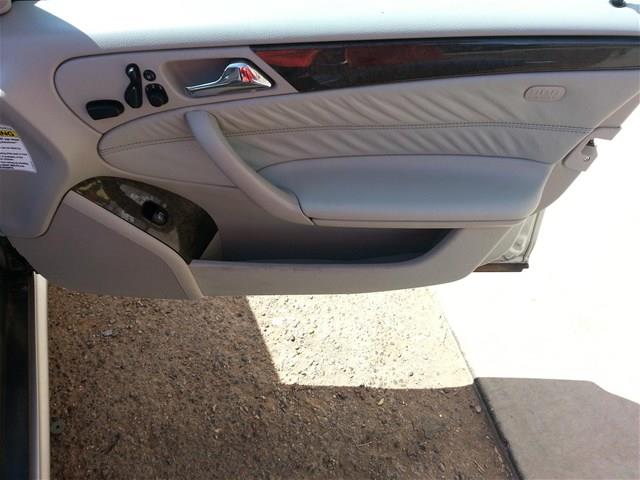 Mercedes-Benz C-Class 2005 photo 17