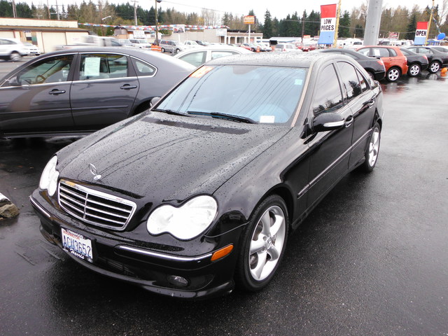 Mercedes-Benz C-Class 4dr Sdn Manual Unspecified