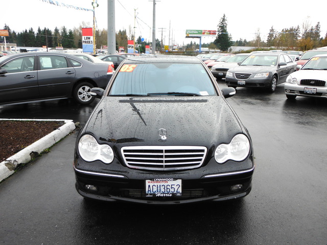 Mercedes-Benz C-Class 2005 photo 5