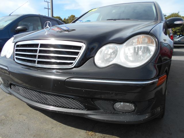 Mercedes-Benz C-Class 2006 photo 4