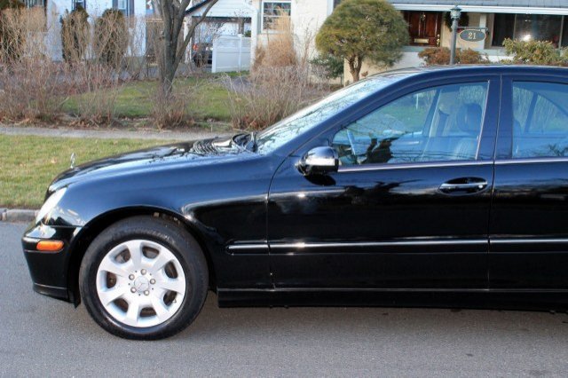 Mercedes-Benz C-Class 2006 photo 5