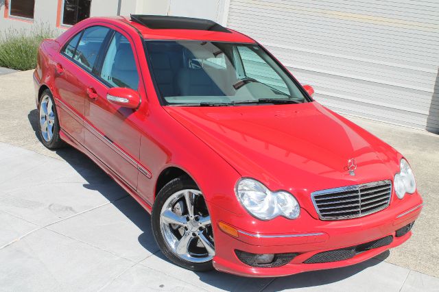 Mercedes-Benz C-Class 2006 photo 1