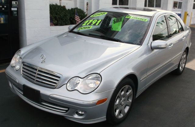 Mercedes-Benz C-Class SE Power Windlock Cruise Cn Sedan