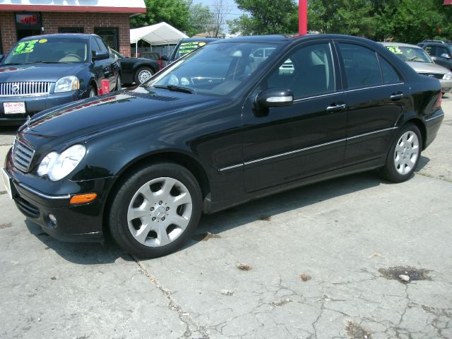 Mercedes-Benz C-Class 2006 photo 4