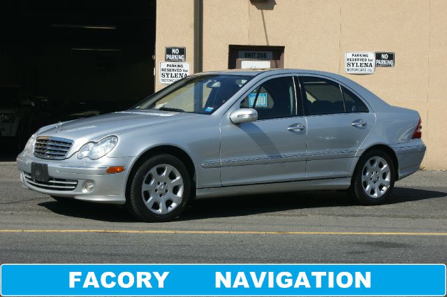 Mercedes-Benz C-Class 2006 photo 4