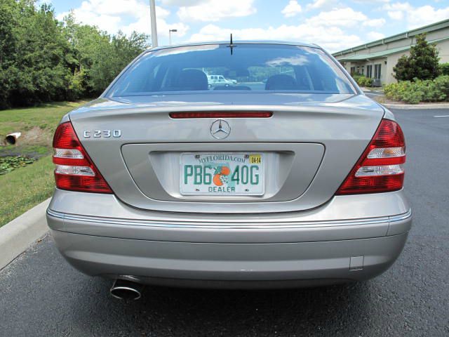 Mercedes-Benz C-Class 2006 photo 48