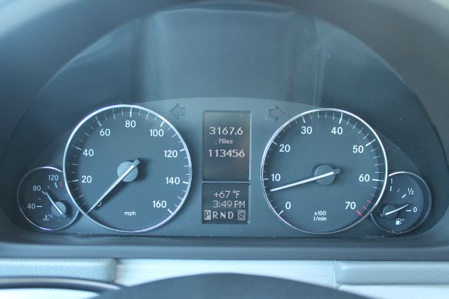 Mercedes-Benz C-Class 2006 photo 26