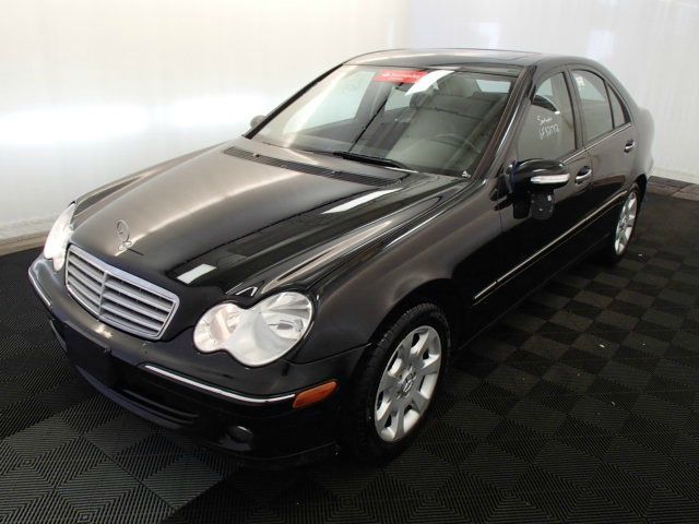 Mercedes-Benz C-Class 2006 photo 1