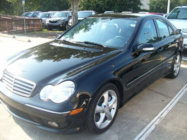 Mercedes-Benz C-Class 2006 photo 1