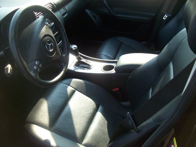 Mercedes-Benz C-Class 2006 photo 2