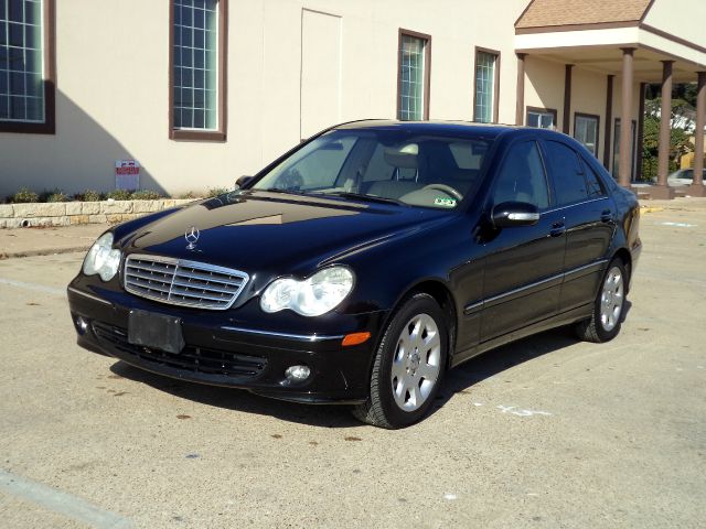 Mercedes-Benz C-Class 2006 photo 3