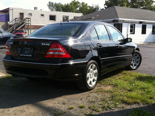 Mercedes-Benz C-Class 2006 photo 1