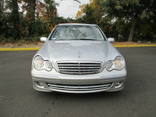 Mercedes-Benz C-Class 2007 photo 3
