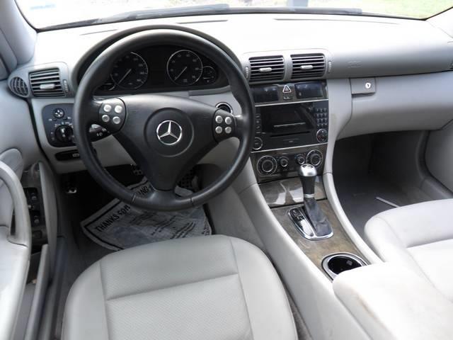 Mercedes-Benz C-Class 2007 photo 4