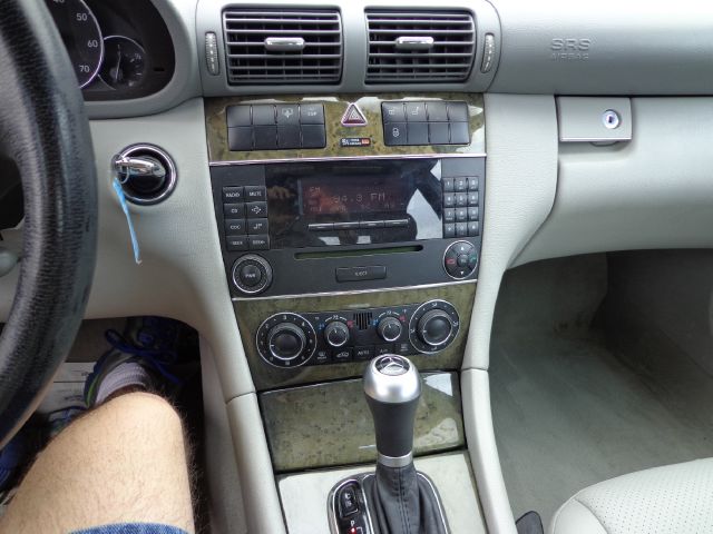 Mercedes-Benz C-Class 2007 photo 1