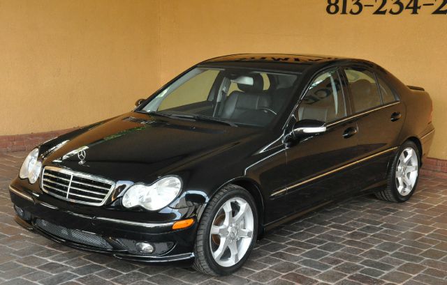 Mercedes-Benz C-Class 2007 photo 2