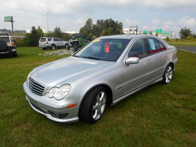 Mercedes-Benz C-Class 2007 photo 2