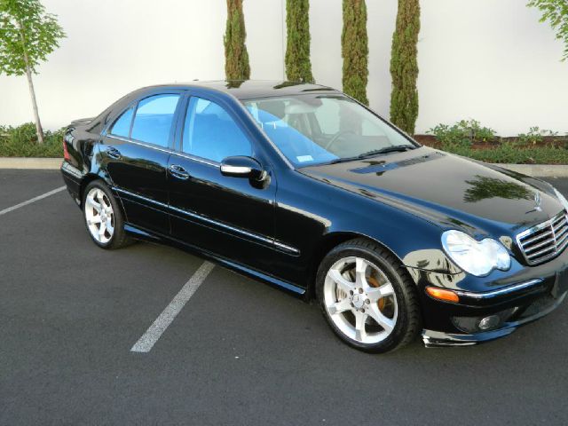 Mercedes-Benz C-Class 2007 photo 1