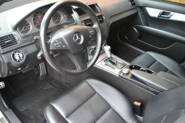 Mercedes-Benz C-Class 2008 photo 2