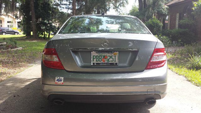 Mercedes-Benz C-Class 2008 photo 2