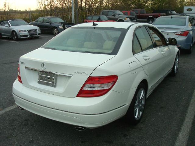 Mercedes-Benz C-Class 2008 photo 1