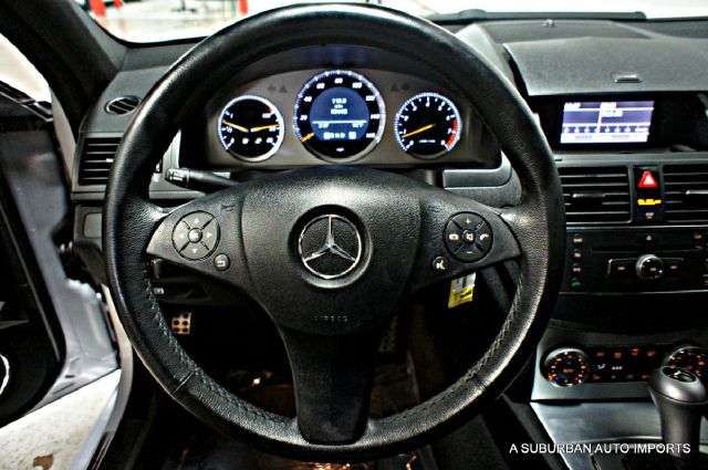 Mercedes-Benz C-Class 2008 photo 37