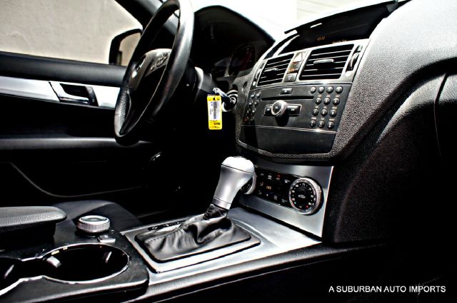 Mercedes-Benz C-Class 2008 photo 45