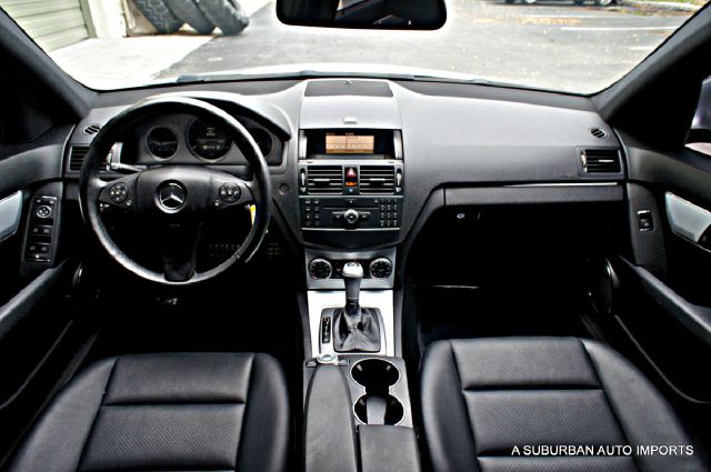 Mercedes-Benz C-Class 2008 photo 49