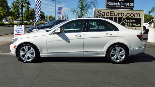 Mercedes-Benz C-Class 2008 photo 2