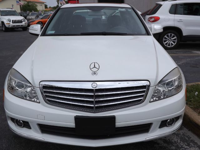 Mercedes-Benz C-Class 2008 photo 4