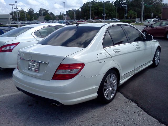 Mercedes-Benz C-Class 2009 photo 1