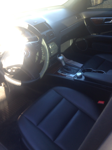 Mercedes-Benz C-Class 2009 photo 2