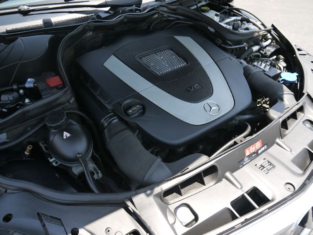 Mercedes-Benz C-Class 2009 photo 12