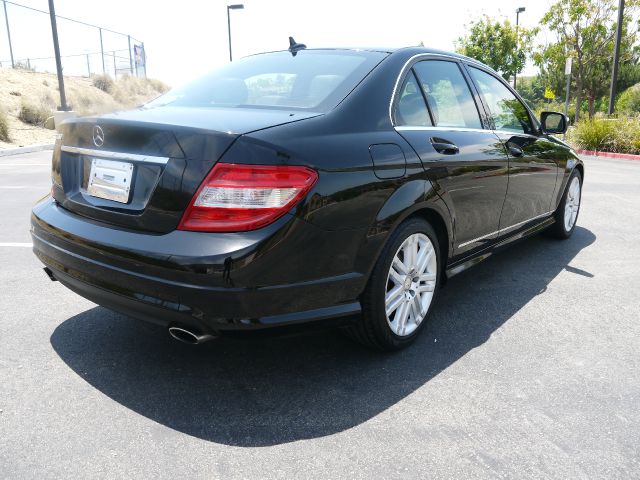 Mercedes-Benz C-Class 2009 photo 4